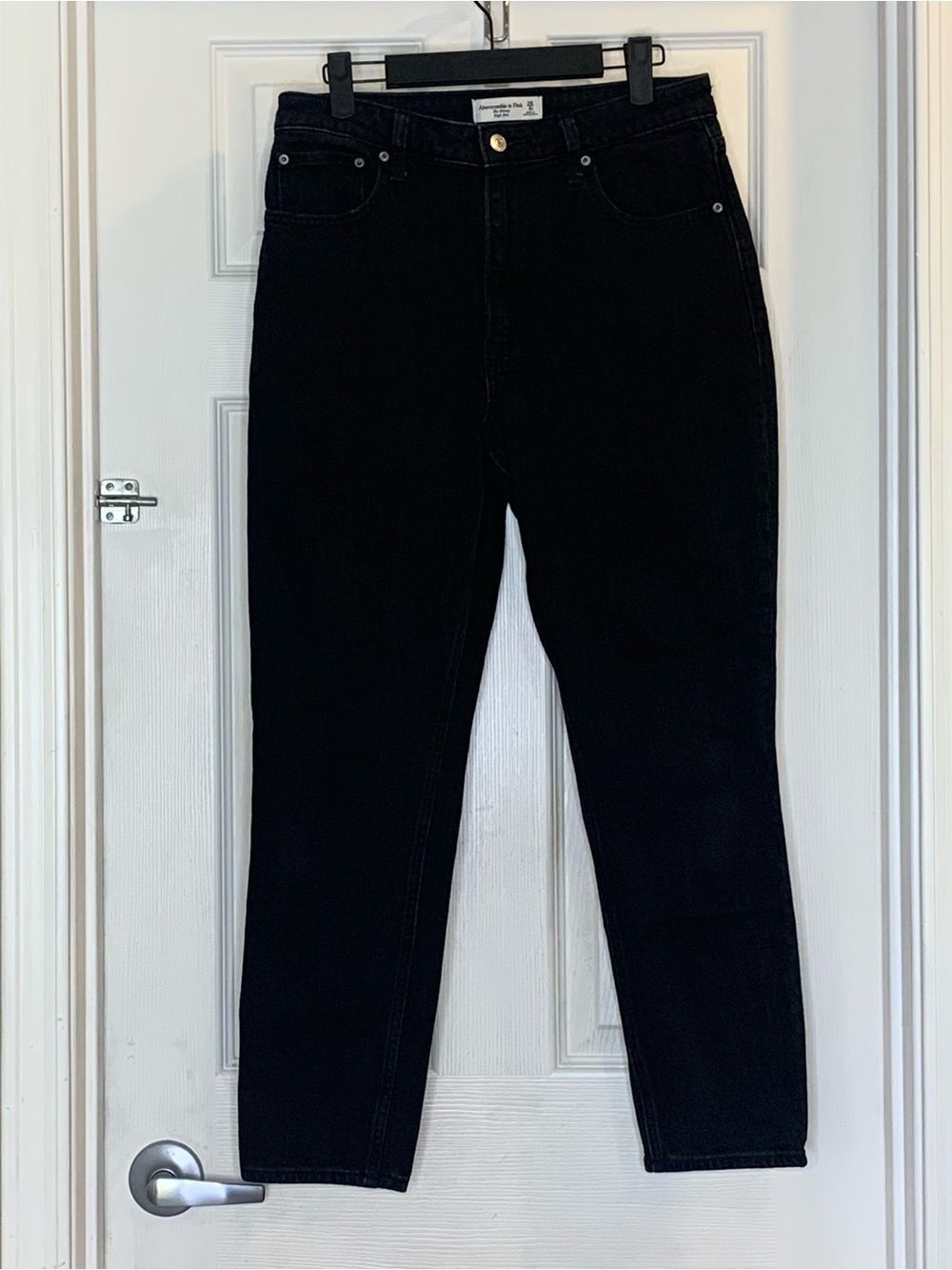 Abercrombie & Fitch The Skinny High Rise Black Jean Size 6